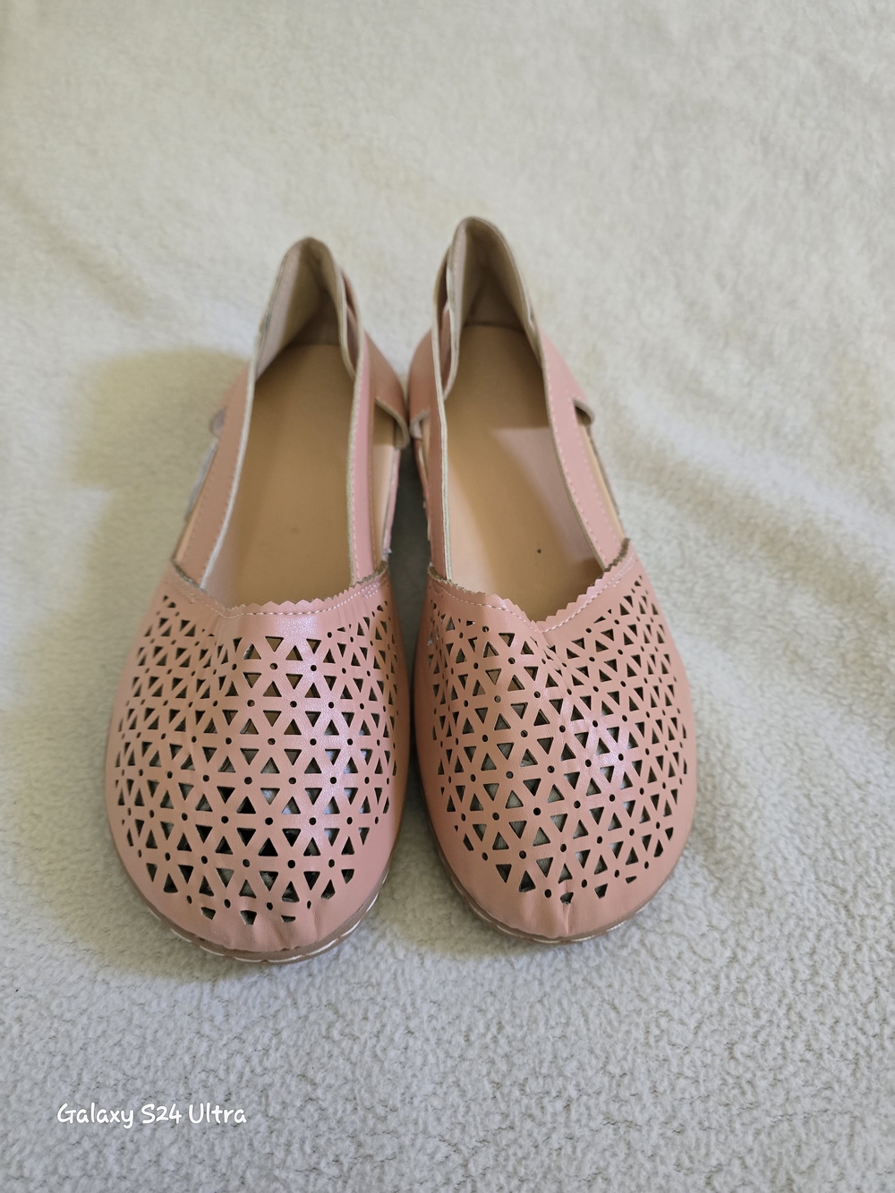 Women’s Pink Laser-Cut Slingback Flats